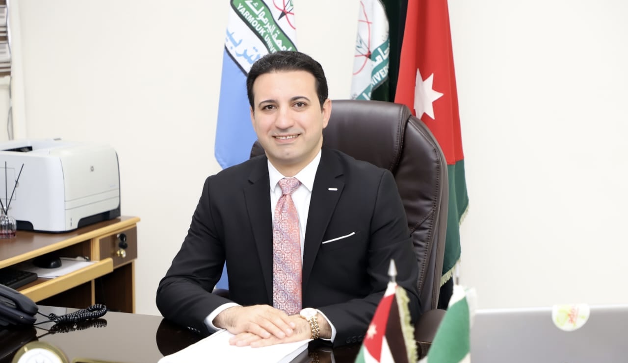 الدكتور الشريفين يتسلم مهامه عميدًا لشؤون الطلبة في جامعة اليرموك